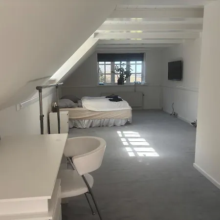 Villa Familieferie Nær Legoland Med Indoor Pool Og Tæt På Egtved