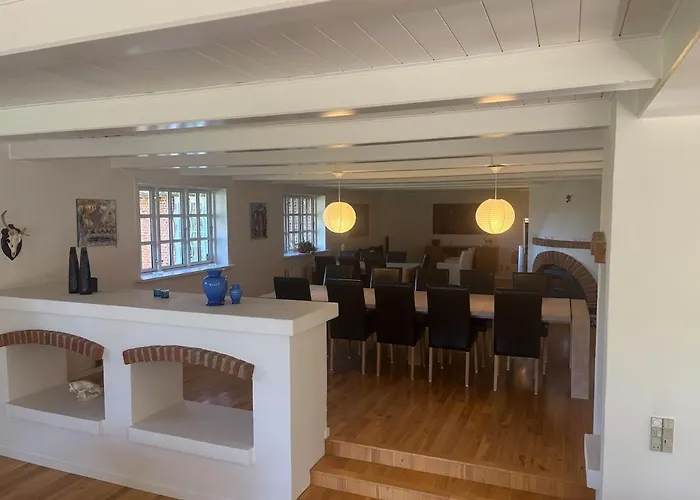 Villa Familieferie Naer Legoland Med Indoor Pool Og Taet Pa