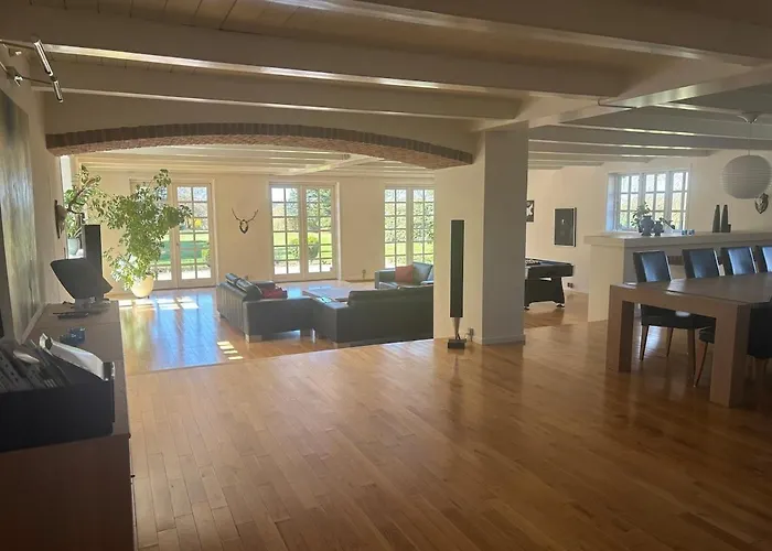 Villa Familieferie Naer Legoland Med Indoor Pool Og Taet Pa *